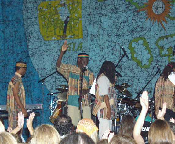 Tuku.Oliver.goodbye.01